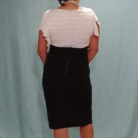 Formal pleaded midi dress- Black and cream - Picture 2 of 8